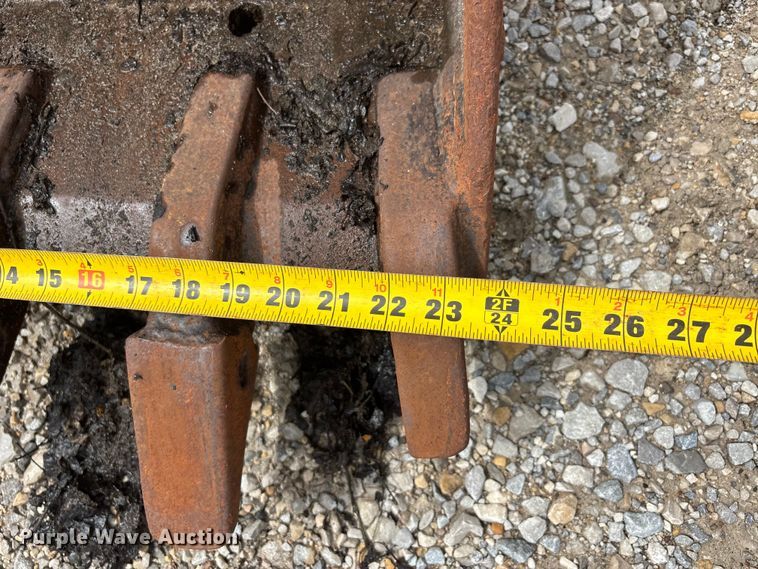 image for item EJ7812 Backhoe bucket