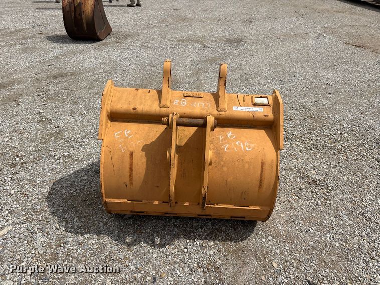 image for item EJ7813 Backhoe bucket
