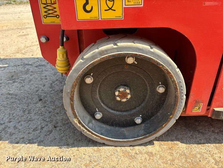 image for item EM8595 2022 Sinoboom 1932ME scissor lift