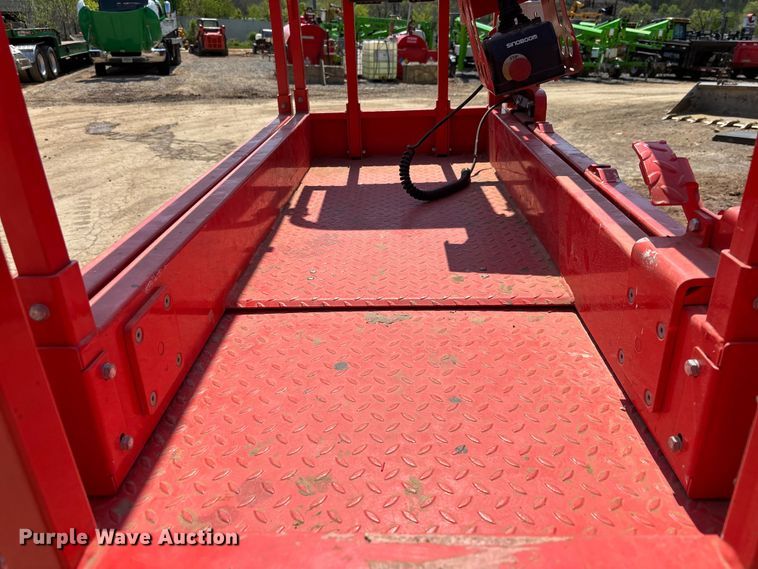 image for item EM8596 2022 Sinoboom 1932ME scissor lift