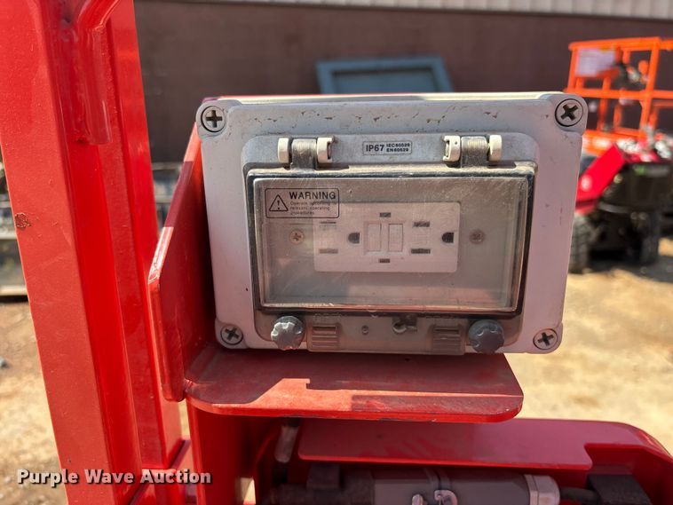 image for item EM8596 2022 Sinoboom 1932ME scissor lift