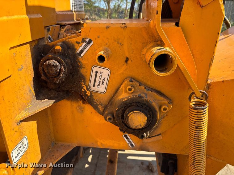 image for item EM8598 2023 Bandit 65XP wood chipper