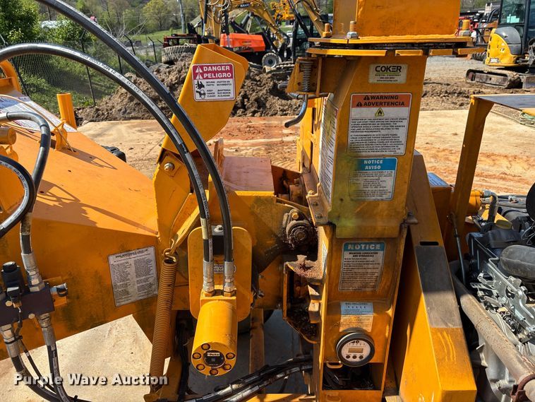 image for item EM8598 2023 Bandit 65XP wood chipper