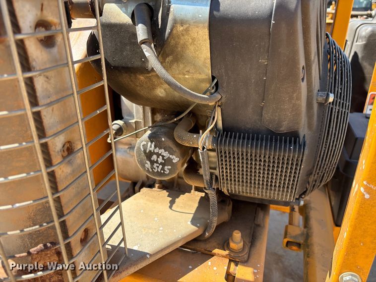 image for item EM8598 2023 Bandit 65XP wood chipper