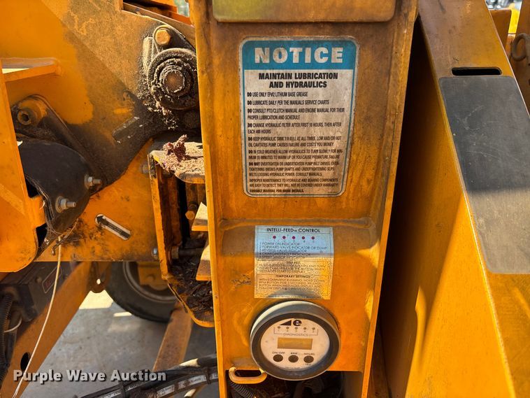 image for item EM8598 2023 Bandit 65XP wood chipper