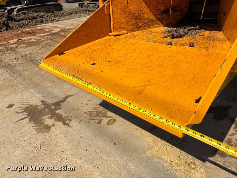 image for item EM8598 2023 Bandit 65XP wood chipper