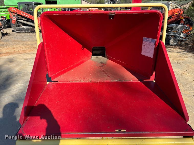 image for item EM8599 2020 Barreto 3107C wood chipper