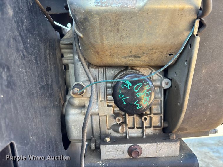 image for item EM8599 2020 Barreto 3107C wood chipper