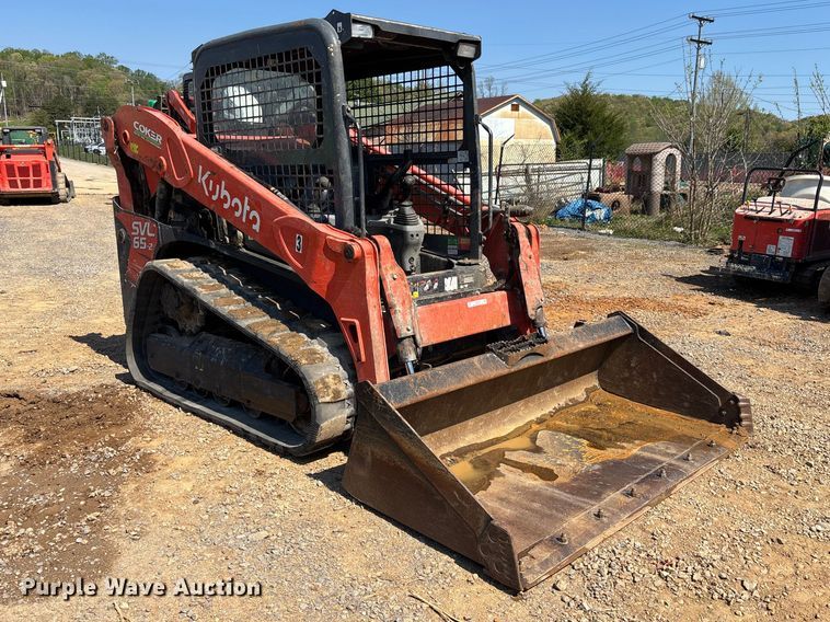 image for item EM8600 2019 Kubota SVL65-2 skid steer loader