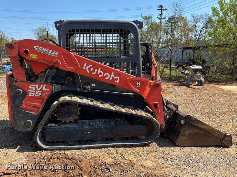 image for item EM8600 2019 Kubota SVL65-2 skid steer loader
