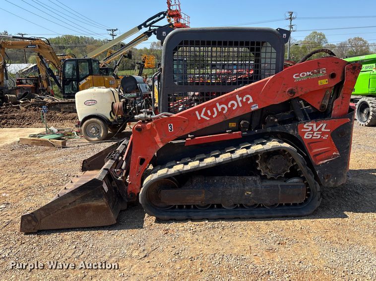 image for item EM8600 2019 Kubota SVL65-2 skid steer loader