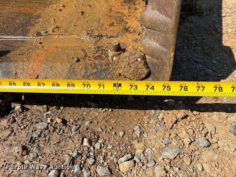 image for item EM8600 2019 Kubota SVL65-2 skid steer loader