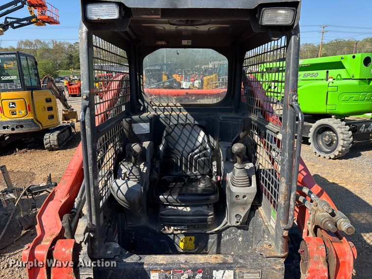 image for item EM8600 2019 Kubota SVL65-2 skid steer loader