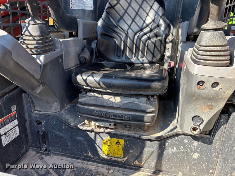 image for item EM8600 2019 Kubota SVL65-2 skid steer loader