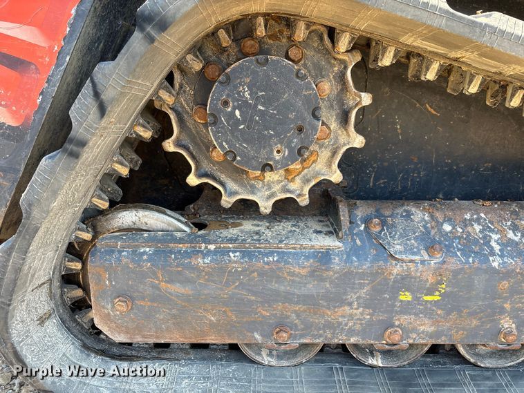 image for item EM8600 2019 Kubota SVL65-2 skid steer loader