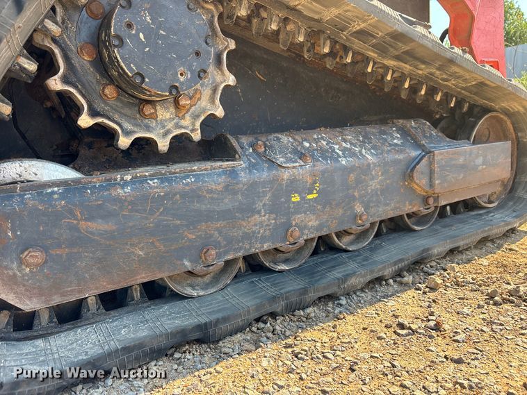 image for item EM8600 2019 Kubota SVL65-2 skid steer loader