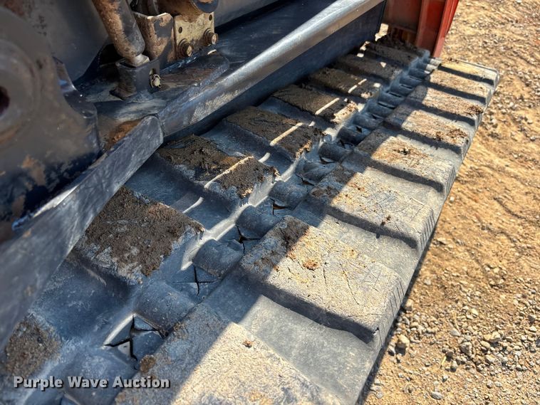 image for item EM8600 2019 Kubota SVL65-2 skid steer loader