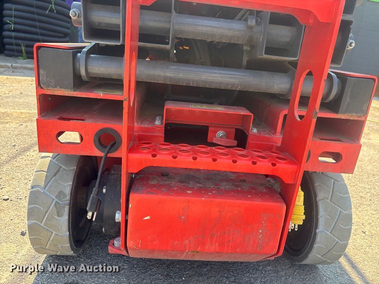 image for item EM8601 2023 Sinoboom 1932ME scissor lift