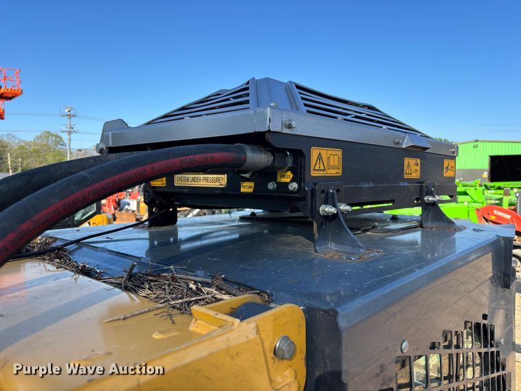 image for item EM8604 2022 John Deere 333G skid steer loader