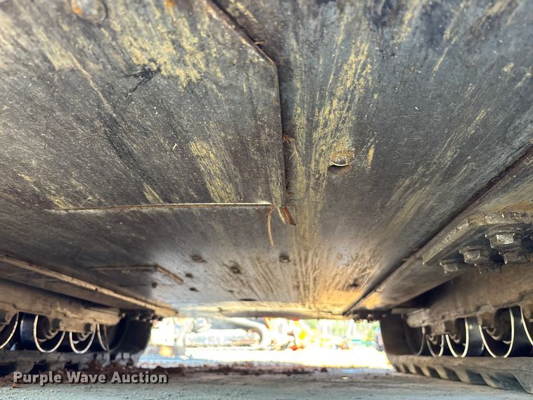 image for item EM8604 2022 John Deere 333G skid steer loader