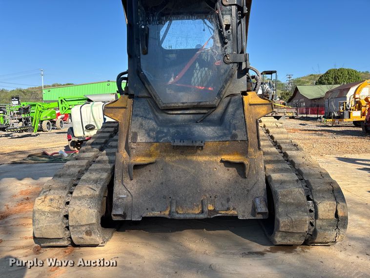 image for item EM8604 2022 John Deere 333G skid steer loader