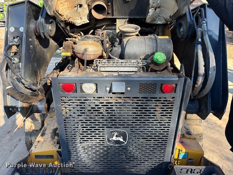 image for item EM8604 2022 John Deere 333G skid steer loader