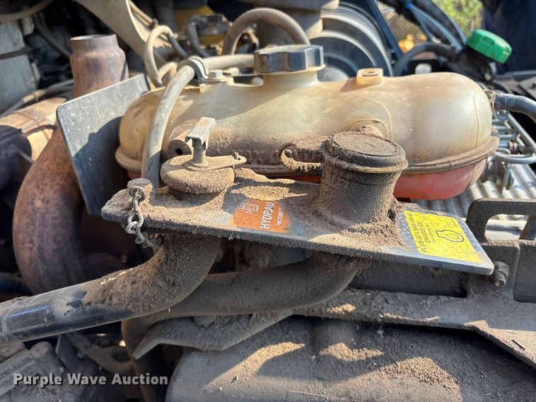 image for item EM8604 2022 John Deere 333G skid steer loader