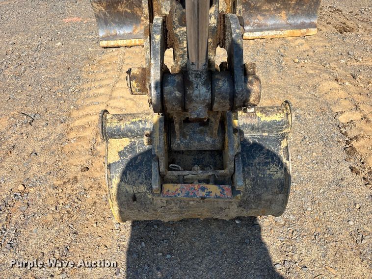 image for item EM8605 2021 John Deere 35G mini excavator