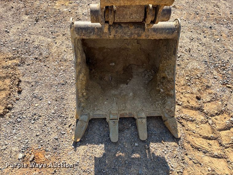 image for item EM8605 2021 John Deere 35G mini excavator