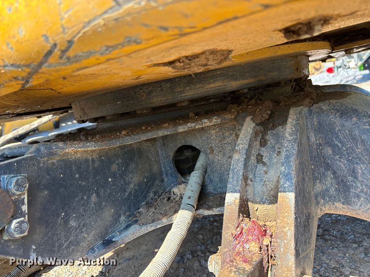 image for item EM8605 2021 John Deere 35G mini excavator