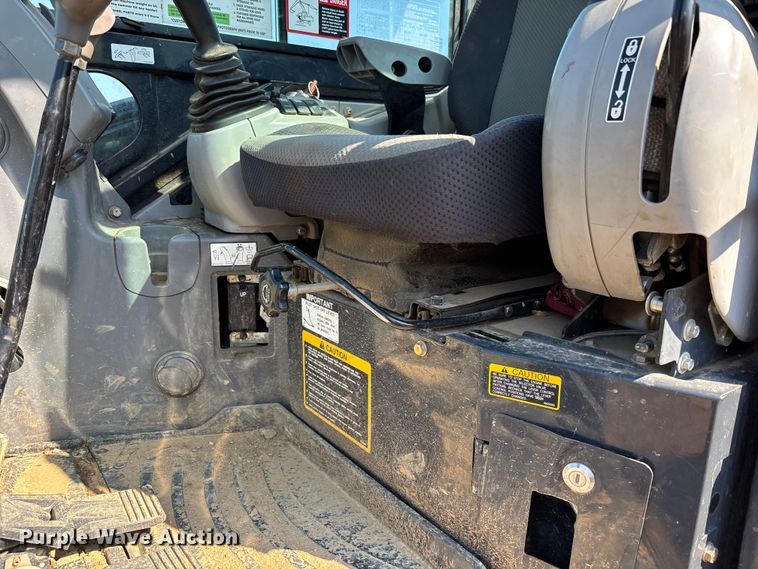 image for item EM8605 2021 John Deere 35G mini excavator