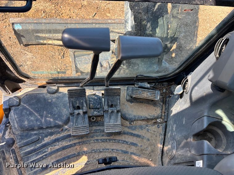 image for item EM8605 2021 John Deere 35G mini excavator