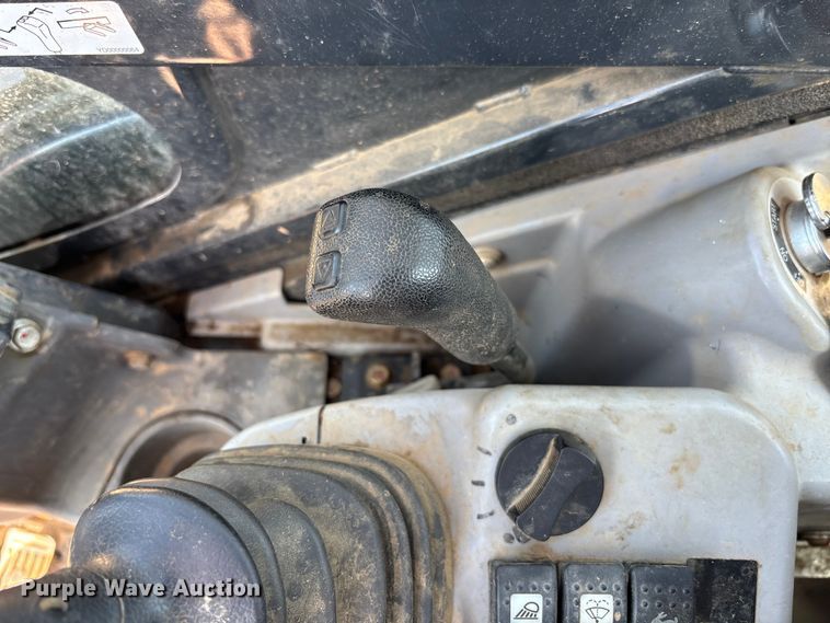 image for item EM8605 2021 John Deere 35G mini excavator