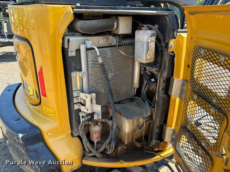 image for item EM8605 2021 John Deere 35G mini excavator