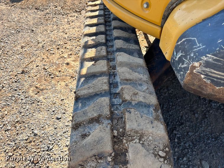 image for item EM8605 2021 John Deere 35G mini excavator