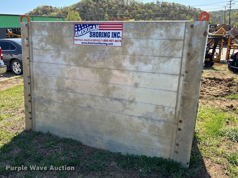 image for item EM8606 Mighty-Lite trench box