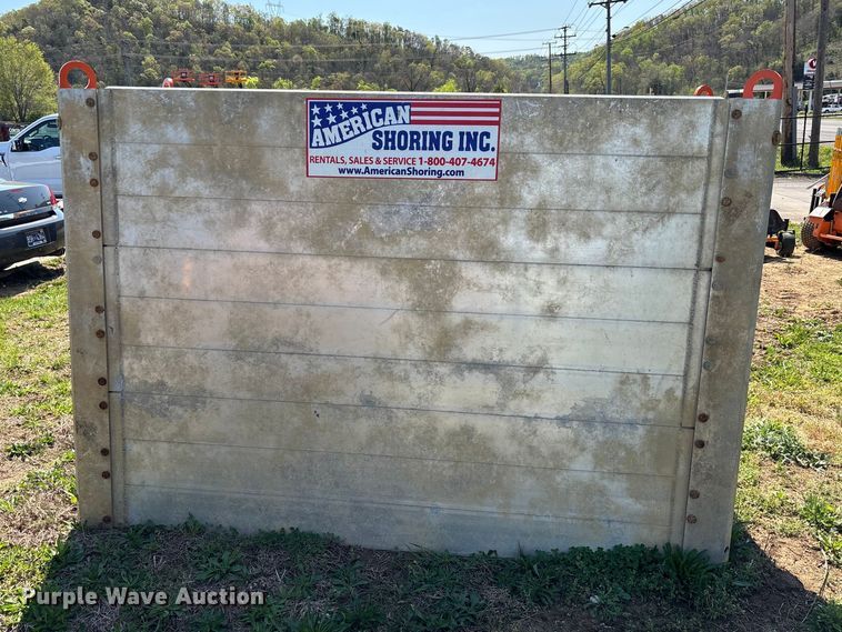 image for item EM8606 Mighty-Lite trench box