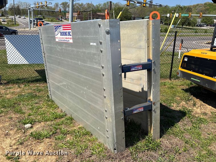 image for item EM8606 Mighty-Lite trench box