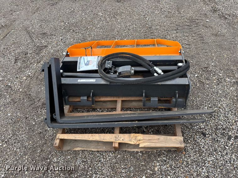 image for item EO4219 Arteer HPF-48L skid steer forks