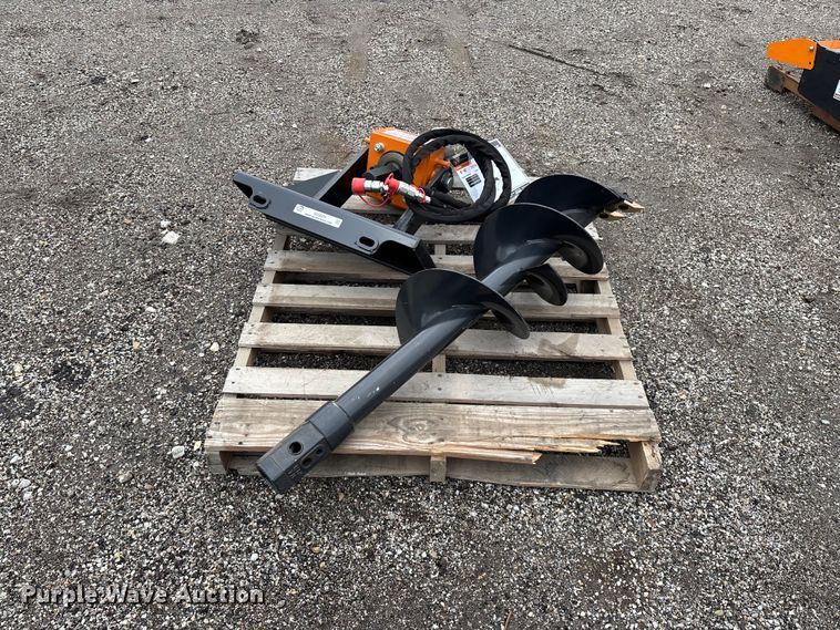 image for item EO4220 Wolverine MAD-12-12D compact utility loader auger