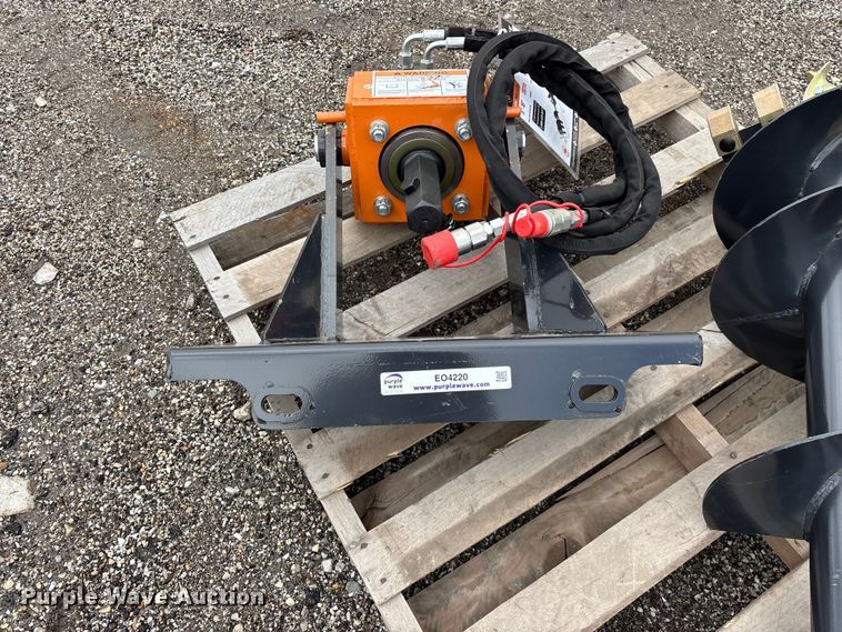 image for item EO4220 Wolverine MAD-12-12D compact utility loader auger