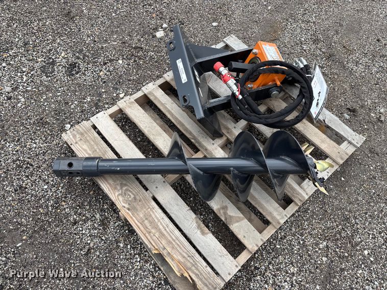 image for item EO4220 Wolverine MAD-12-12D compact utility loader auger