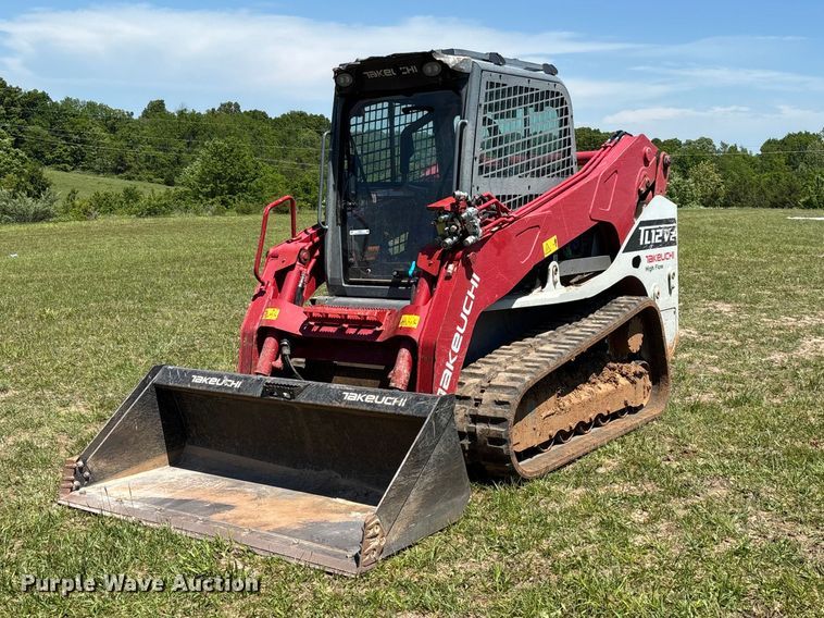 image for item EO4241 2019 Takeuchi TL12V2 tracked skid steer loader