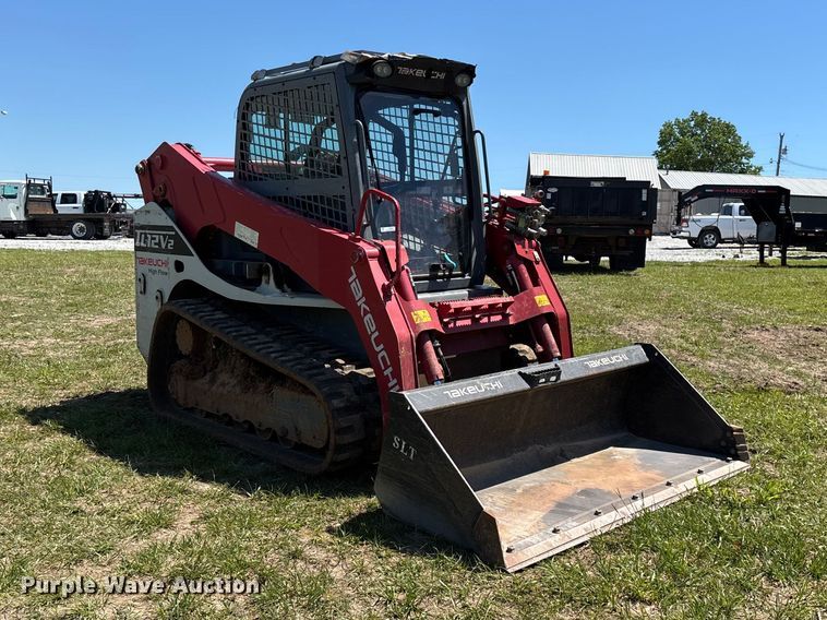image for item EO4241 2019 Takeuchi TL12V2 tracked skid steer loader