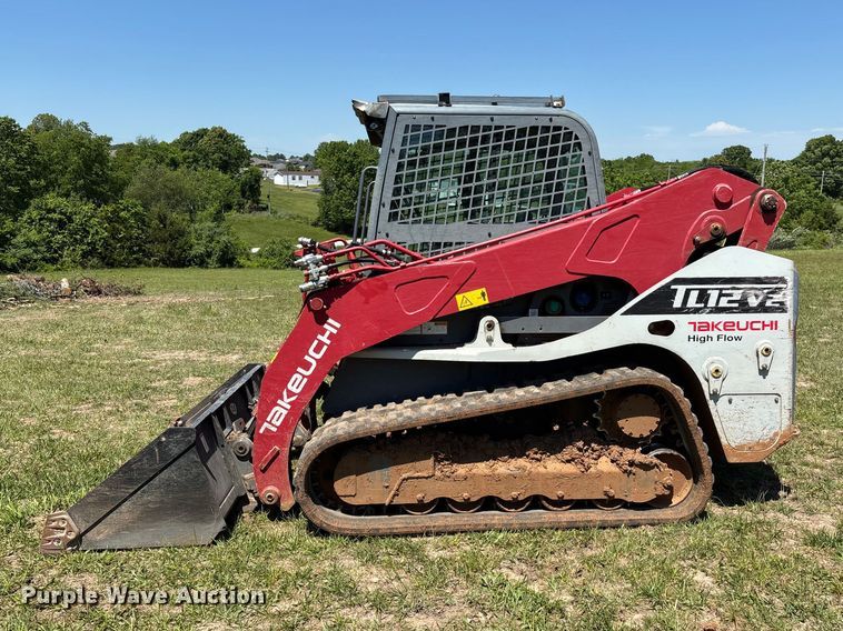 image for item EO4241 2019 Takeuchi TL12V2 tracked skid steer loader