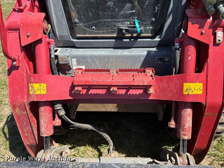 image for item EO4241 2019 Takeuchi TL12V2 tracked skid steer loader