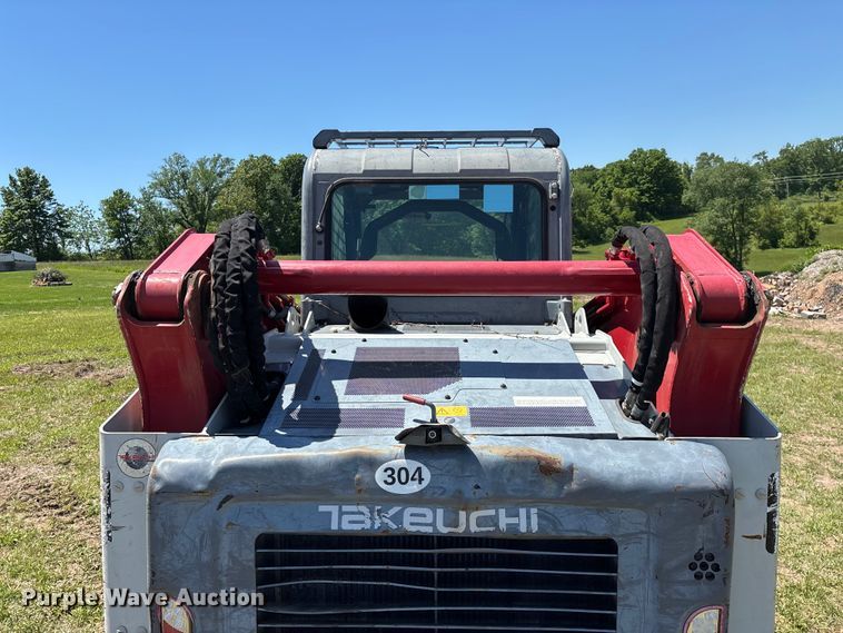 image for item EO4241 2019 Takeuchi TL12V2 tracked skid steer loader
