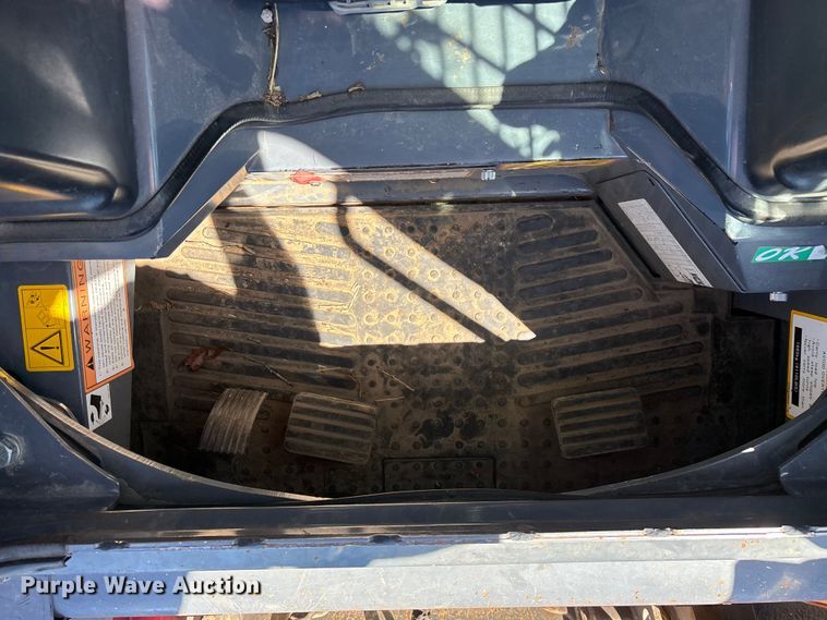 image for item EO4241 2019 Takeuchi TL12V2 tracked skid steer loader