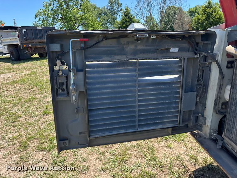image for item EO4241 2019 Takeuchi TL12V2 tracked skid steer loader