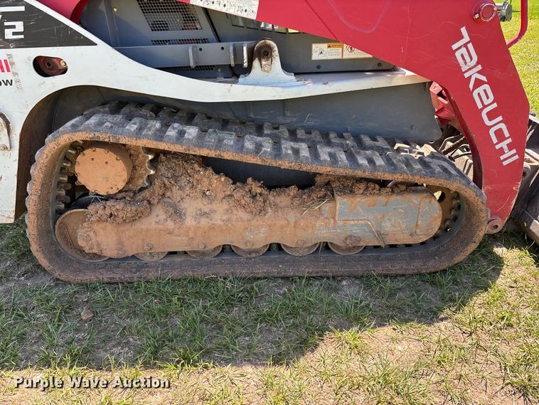 image for item EO4241 2019 Takeuchi TL12V2 tracked skid steer loader